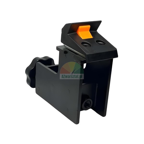 Schwarze Kunststoff-Montagehalterung mit orangefarbenem Schnellspannknopf und Stellschraube, ideal für Stative und Monitory.