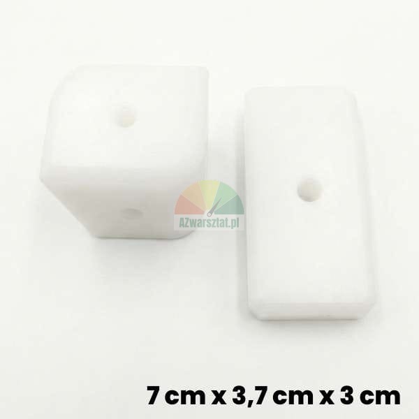 Gleitstück für Hebebühne, weißer Block mit Bohrungen, Maße 7 x 3,7 x 3 cm