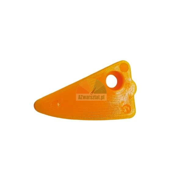 Oranges dreieckiges 3D-gedrucktes Werkzeug mit einem kreisförmigen Loch auf weißem Hintergrund