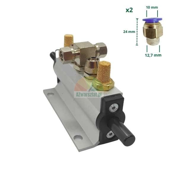 Pneumatisches Steuerventil mit Schalldämpfern und zwei zusätzlichen Steckverschraubungen mit Abmessungen von 10 mm und 24 mm Höhe.
