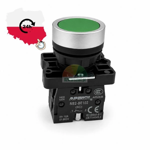 Grüner flacher Drucktaster-Bedienschalter mit silbernem Frontring und NC-Kontaktblock NB2-BE102 auf weißem Hintergrund.